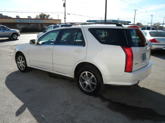 2004 Cadillac SRX SE-R