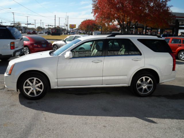 2004 Cadillac SRX SE-R