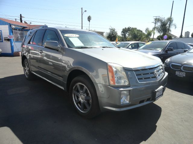 2004 Cadillac SRX SE-R