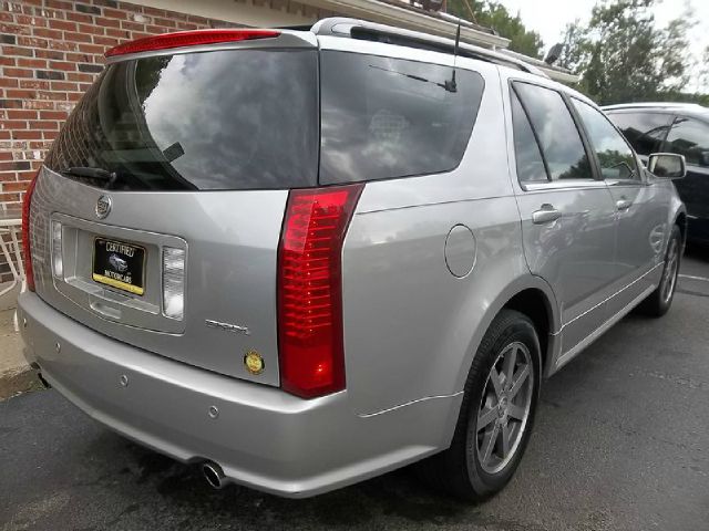 2004 Cadillac SRX 4x4 Big Horn SLT