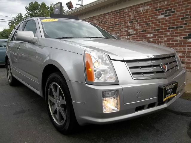 2004 Cadillac SRX 4x4 Big Horn SLT