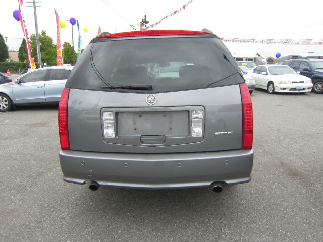 2004 Cadillac SRX Red Line