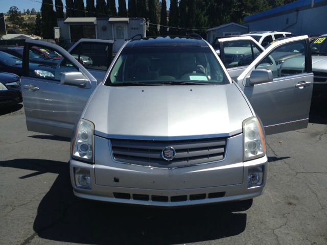 2004 Cadillac SRX Red Line