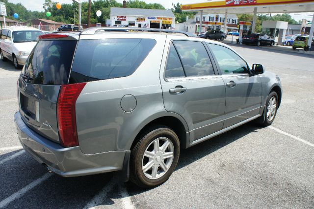 2004 Cadillac SRX Red Line