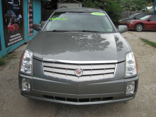 2005 Cadillac SRX Red Line