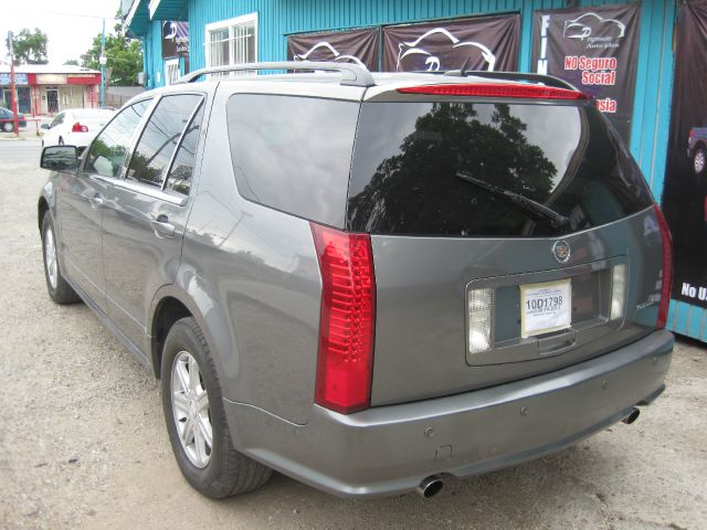 2005 Cadillac SRX Red Line