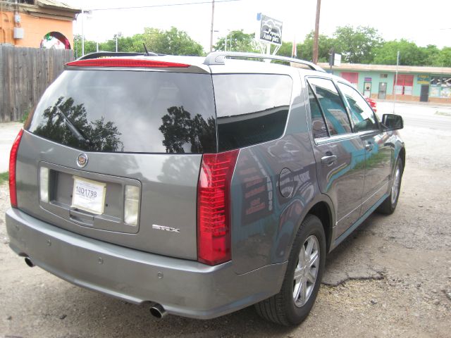 2005 Cadillac SRX Red Line