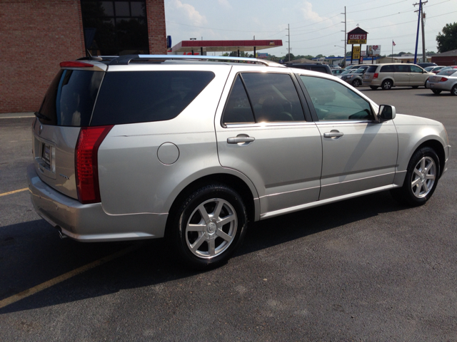 2005 Cadillac SRX SE-R