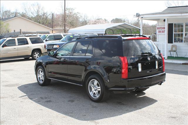 2005 Cadillac SRX Base