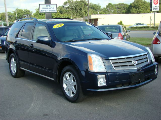 2005 Cadillac SRX Red Line