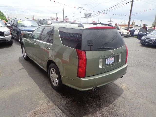 2005 Cadillac SRX Red Line