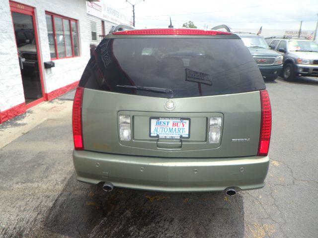 2005 Cadillac SRX Red Line