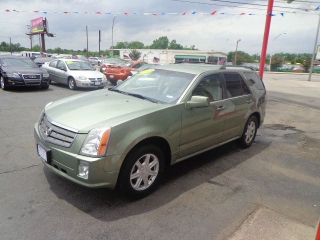 2005 Cadillac SRX Red Line