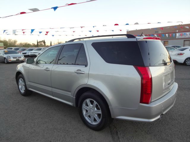 2005 Cadillac SRX Red Line