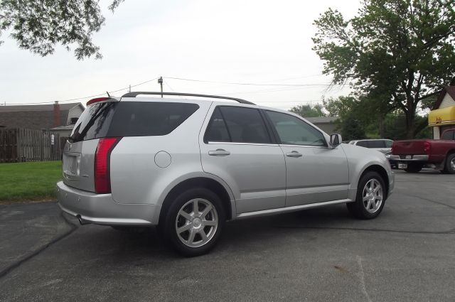 2005 Cadillac SRX Red Line