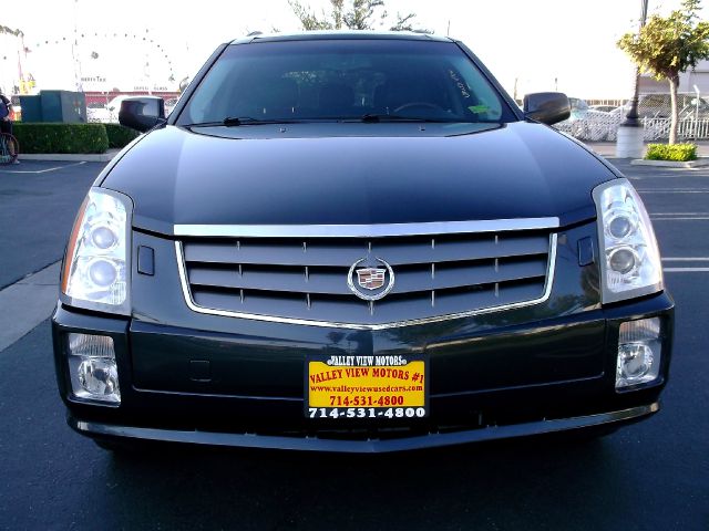 2005 Cadillac SRX Red Line