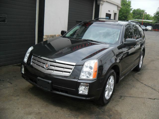 2005 Cadillac SRX Red Line