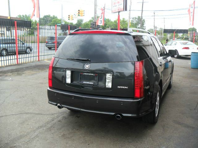 2005 Cadillac SRX Red Line