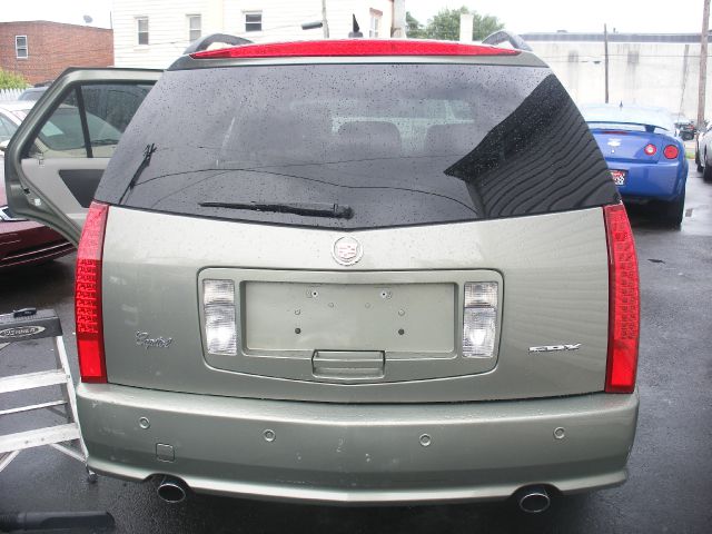 2005 Cadillac SRX 4WD Ext Cab 143.5 SLT