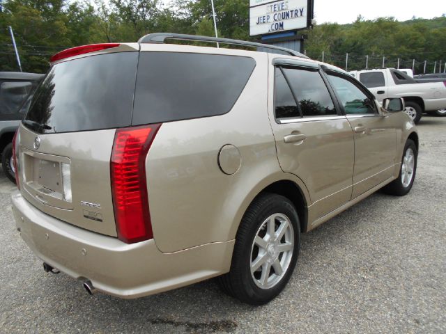 2005 Cadillac SRX Red Line