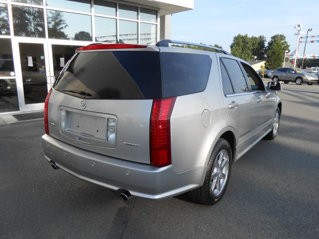 2005 Cadillac SRX SE-R