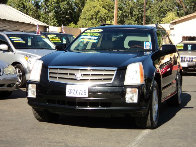 2005 Cadillac SRX Red Line