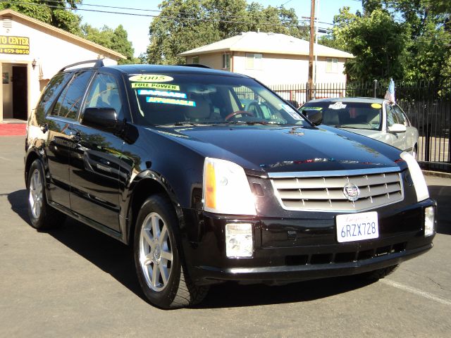 2005 Cadillac SRX Red Line