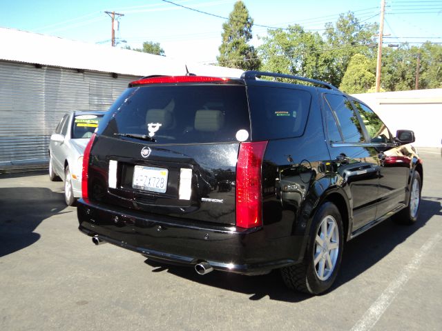 2005 Cadillac SRX Red Line