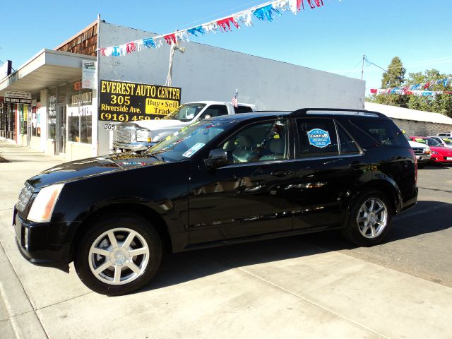 2005 Cadillac SRX Red Line