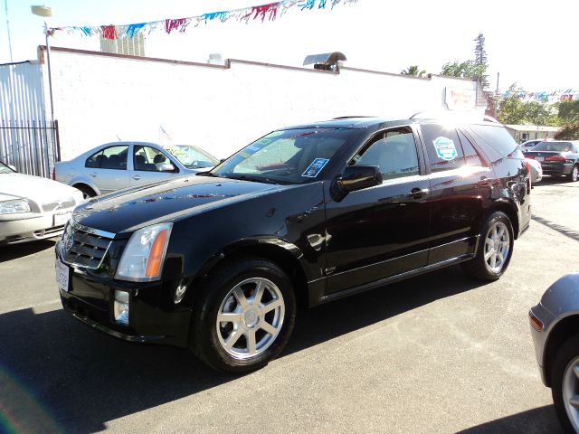 2005 Cadillac SRX Red Line