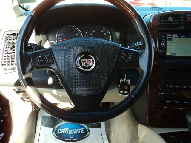 2005 Cadillac SRX Red Line