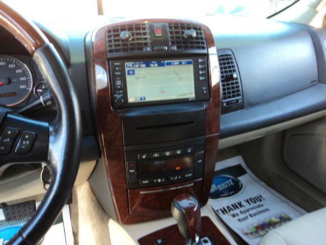 2005 Cadillac SRX Red Line