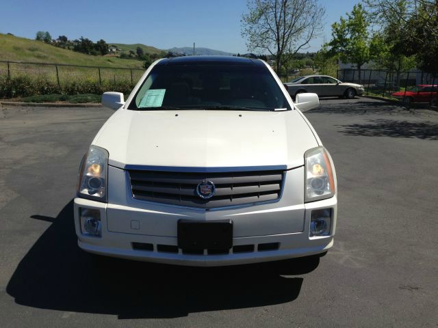 2005 Cadillac SRX SE-R