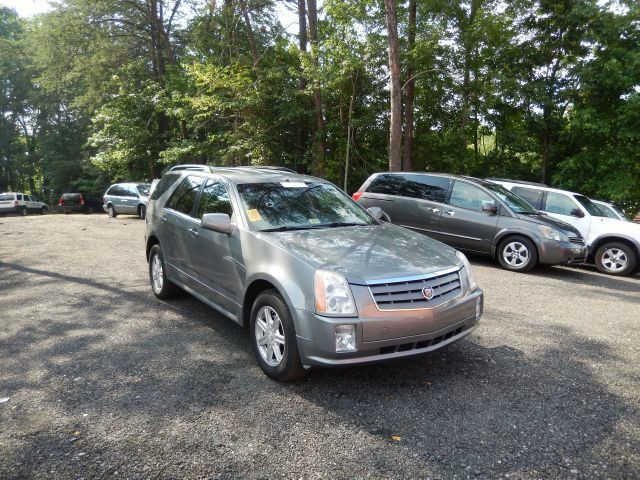 2005 Cadillac SRX Red Line