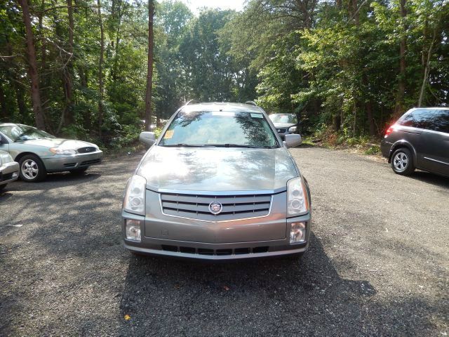 2005 Cadillac SRX Red Line