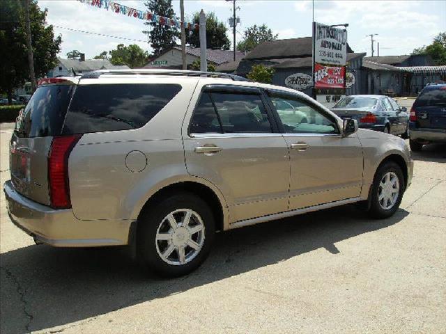 2005 Cadillac SRX 4WD Ext Cab 143.5 SLT