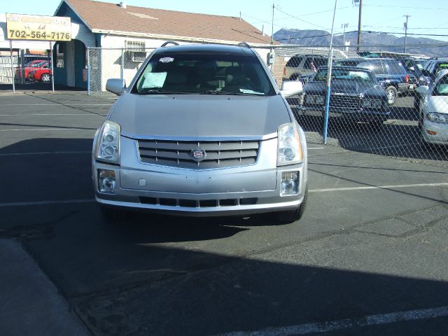 2005 Cadillac SRX Red Line