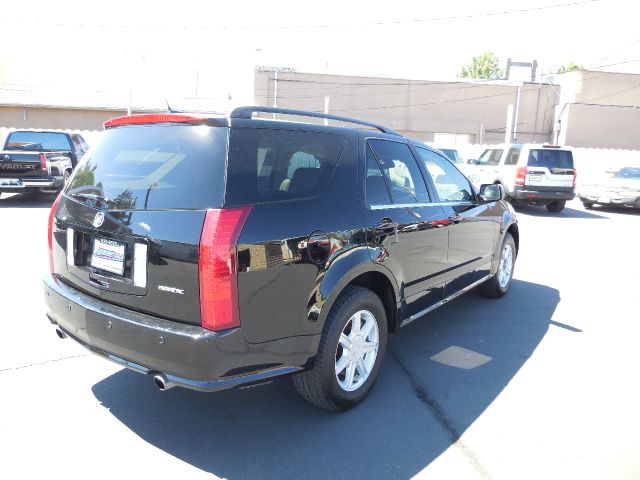 2005 Cadillac SRX Red Line