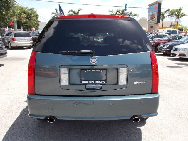 2006 Cadillac SRX Red Line