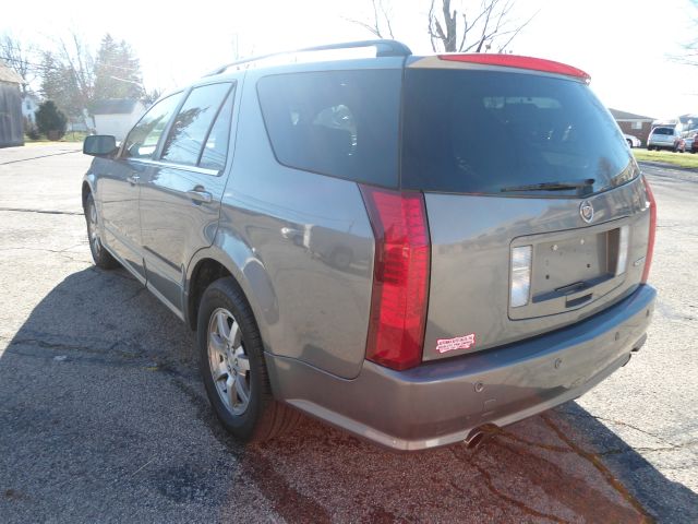 2006 Cadillac SRX Unknown