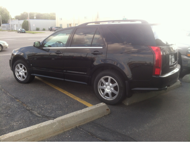 2006 Cadillac SRX Red Line