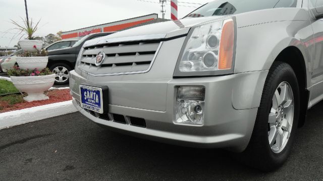 2006 Cadillac SRX Red Line