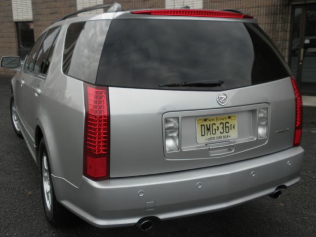 2006 Cadillac SRX Red Line