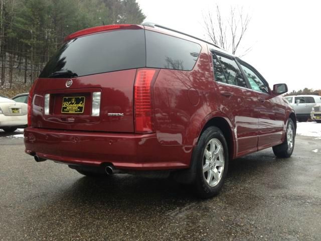 2006 Cadillac SRX Red Line