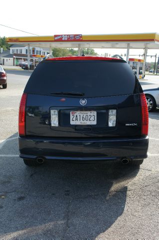 2006 Cadillac SRX Red Line