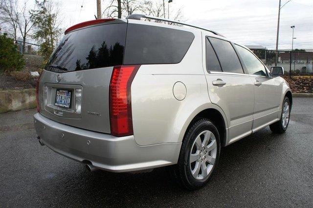 2006 Cadillac SRX 4dr Grand Sport 119