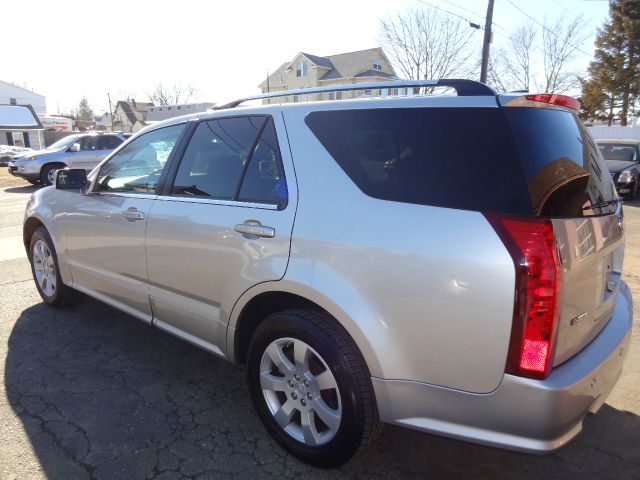 2006 Cadillac SRX SE-R