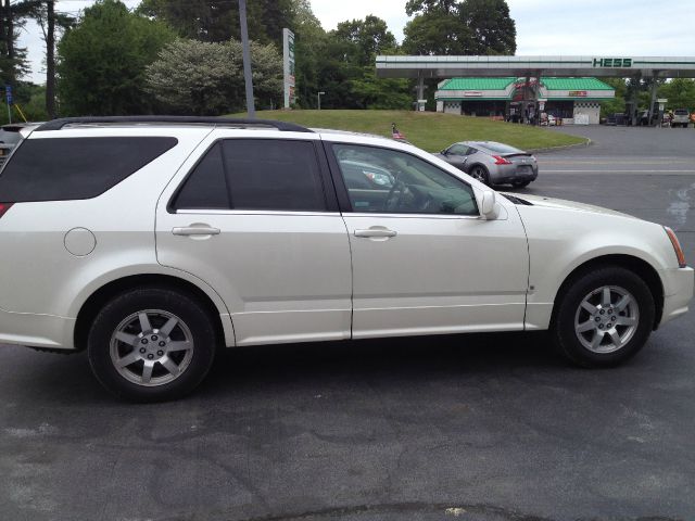 2006 Cadillac SRX Red Line