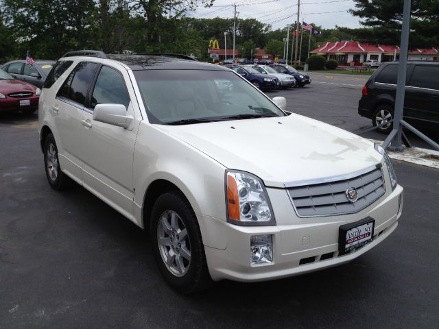 2006 Cadillac SRX Red Line