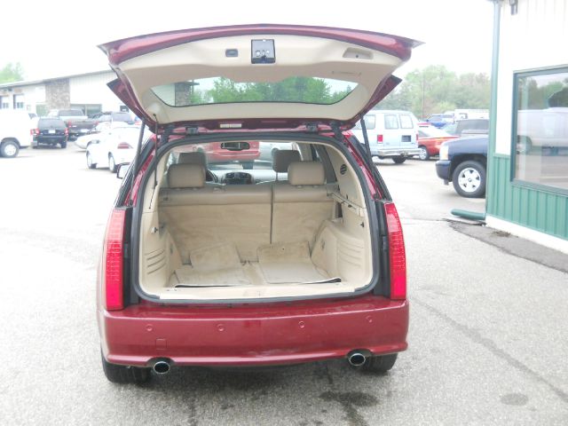 2006 Cadillac SRX Red Line